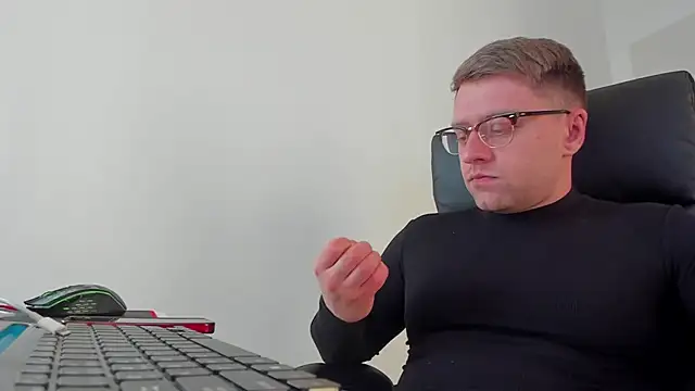 Findom guy online show from 03-20-25, 03:25