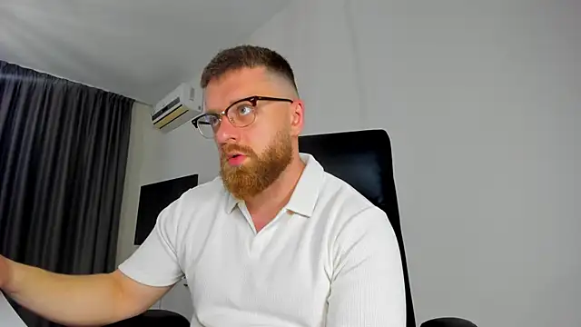 Findom guy online show from 04-26-26, 11:52