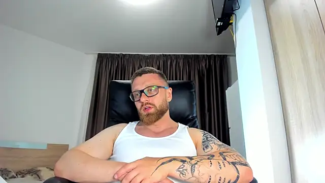 Findom guy online show from 06-26-26, 07:29