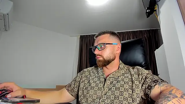 Findom guy online show from 07-18-26, 05:39
