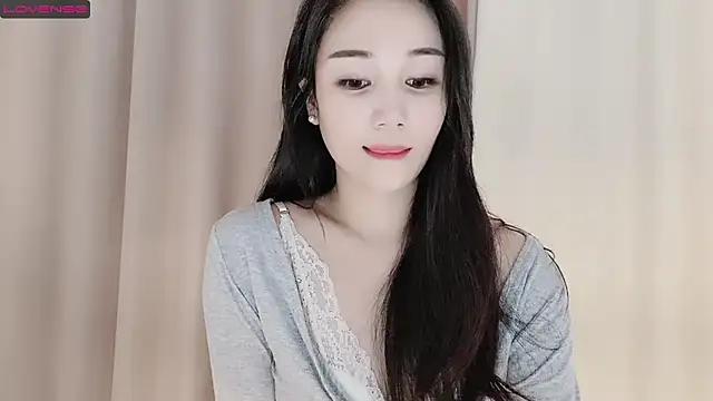 Snapshot of MIa59 chatting on 12-21-24, 08:39 MIa59 online show from 12-21-24, 08:39