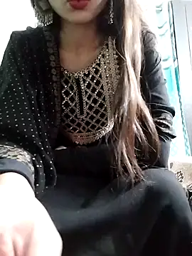 Snapshot of Noor_Darliing chatting on 01-26-25, 03:03 Noor Darliing online show from 01-26-25, 03:03