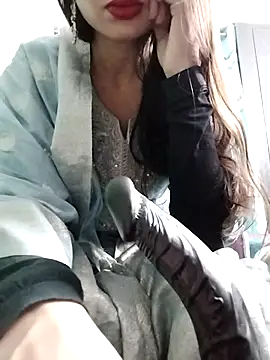 Snapshot of Noor_Darliing chatting on 03-01-25, 03:16 Noor Darliing online show from 03-01-25, 03:16