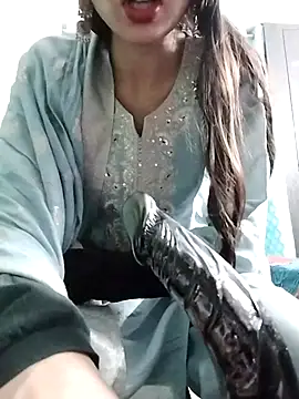 Snapshot of Noor_Darliing chatting on 03-01-25, 06:21 Noor Darliing online show from 03-01-25, 06:21