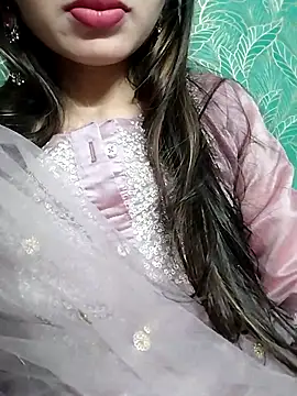 Snapshot of Noor_Darliing chatting on 03-05-25, 06:34 Noor Darliing online show from 03-05-25, 06:34