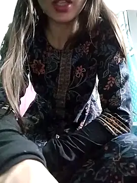 Snapshot of Noor_Darliing chatting on 03-09-25, 03:38 Noor Darliing online show from 03-09-25, 03:38