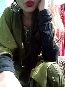 Snapshot of Noor_Darliing chatting on 03-15-25, 03:16 Noor Darliing online show from 03-15-25, 03:16