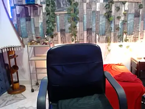 Snapshot of KarimaSarabe chatting on 02-12-25, 09:01 KarimaSarabe online show from 02-12-25, 09:01