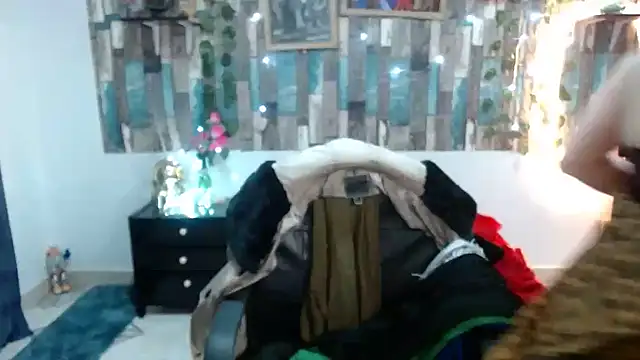 Snapshot of KarimaSarabe chatting on 02-14-26, 09:11 KarimaSarabe online show from 02-14-26, 09:11