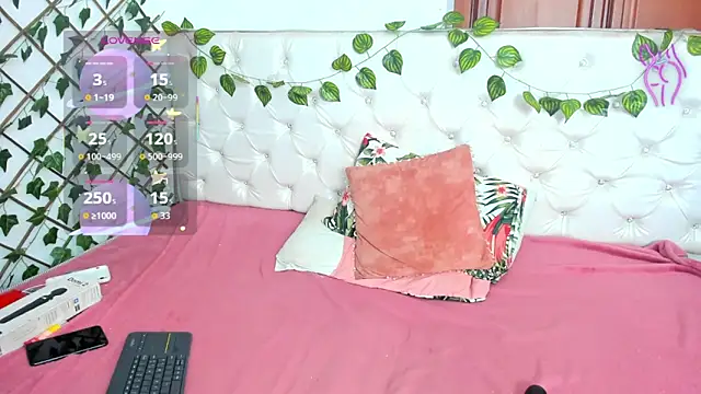 Snapshot of Andrea_Williams24 chatting on 11-15-25, 02:46 Andrea Williams24 online show from 11-15-25, 02:46