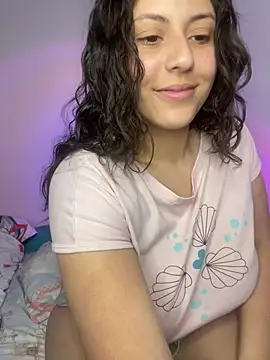 Snapshot of TuWaifuVirtual1 chatting on 02-22-25, 01:44 TuWaifuVirtual1 online show from 02-22-25, 01:44