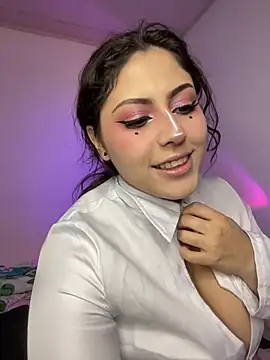 Snapshot of TuWaifuVirtual1 chatting on 03-15-25, 01:41 TuWaifuVirtual1 online show from 03-15-25, 01:41