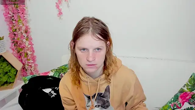 Kathlyn  Heath online show from 02-14-26, 01:41