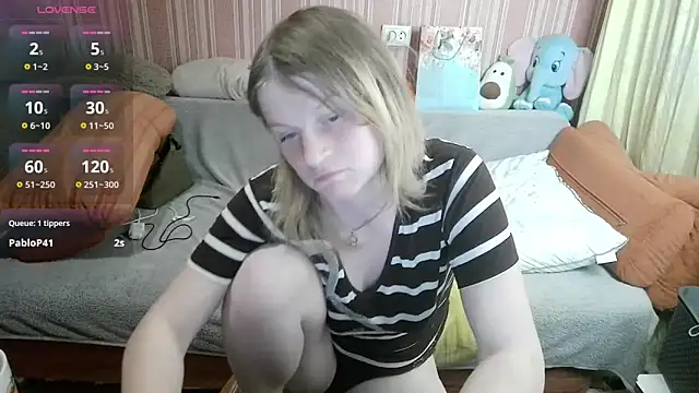 Kathlyn  Heath online show from 05-16-26, 08:29
