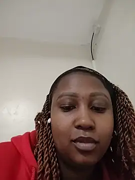 Snapshot of NIKKIE_LOVE chatting on 05-19-26, 02:07 NIKKIE LOVE online show from 05-19-26, 02:07
