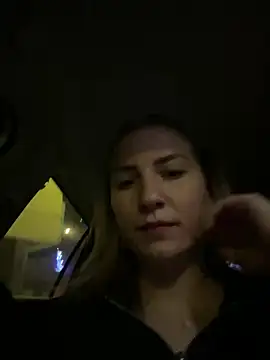 Snapshot of secretcrazy69 chatting on 12-12-24, 05:26 secretcrazy69 online show from 12-12-24, 05:26