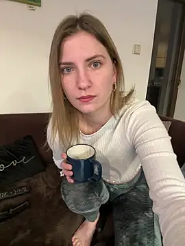 Snapshot of secretcrazy69 chatting on 01-14-25, 05:19 secretcrazy69 online show from 01-14-25, 05:19