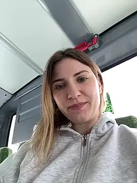 Snapshot of secretcrazy69 chatting on 02-21-25, 09:56 secretcrazy69 online show from 02-21-25, 09:56