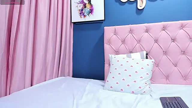 AngelitaWild  online show from 02-28-25, 11:56