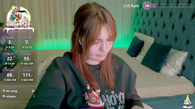 Snapshot of _Chlo__e chatting on 12-25-24, 10:27  Chlo  e online show from 12-25-24, 10:27