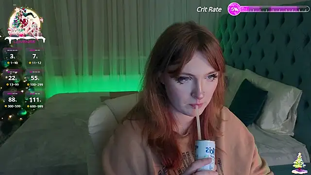 Snapshot of _Chlo__e chatting on 01-07-25, 09:25  Chlo  e online show from 01-07-25, 09:25