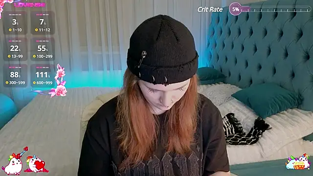 Snapshot of _Chlo__e chatting on 02-02-25, 10:06  Chlo  e online show from 02-02-25, 10:06