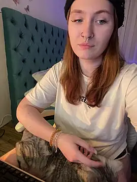 Snapshot of _Chlo__e chatting on 02-04-25, 04:26  Chlo  e online show from 02-04-25, 04:26