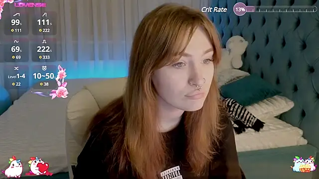 Snapshot of _Chlo__e chatting on 02-08-25, 10:08  Chlo  e online show from 02-08-25, 10:08