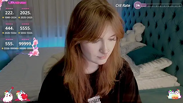 Snapshot of _Chlo__e chatting on 02-09-25, 01:11  Chlo  e online show from 02-09-25, 01:11