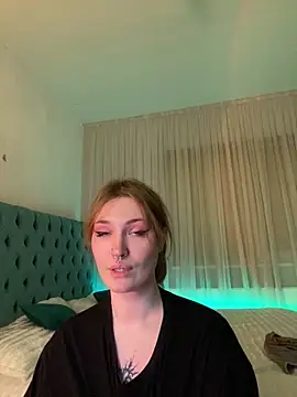 Snapshot of _Chlo__e chatting on 03-02-25, 02:30  Chlo  e online show from 03-02-25, 02:30
