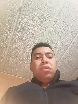 Snapshot of Diego_leon27 chatting on 02-14-25, 02:28 Diego leon27 online show from 02-14-25, 02:28