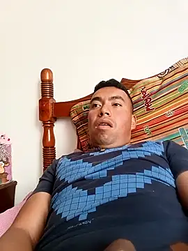 Snapshot of Diego_leon27 chatting on 09-24-25, 02:42 Diego leon27 online show from 09-24-25, 02:42