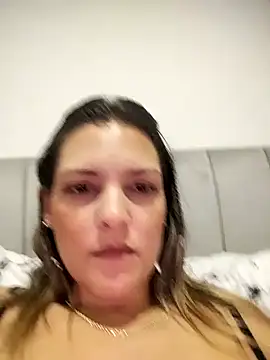 Snapshot of Mia_Hampton chatting on 12-20-24, 12:19 Mia Hampton online show from 12-20-24, 12:19