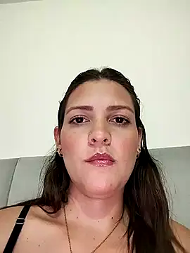 Snapshot of Mia_Hampton chatting on 03-19-25, 12:37 Mia Hampton online show from 03-19-25, 12:37