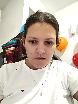 Snapshot of Mia_Hampton chatting on 02-25-26, 08:40 Mia Hampton online show from 02-25-26, 08:40