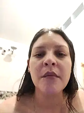 Snapshot of Mia_Hampton chatting on 03-01-26, 08:33 Mia Hampton online show from 03-01-26, 08:33