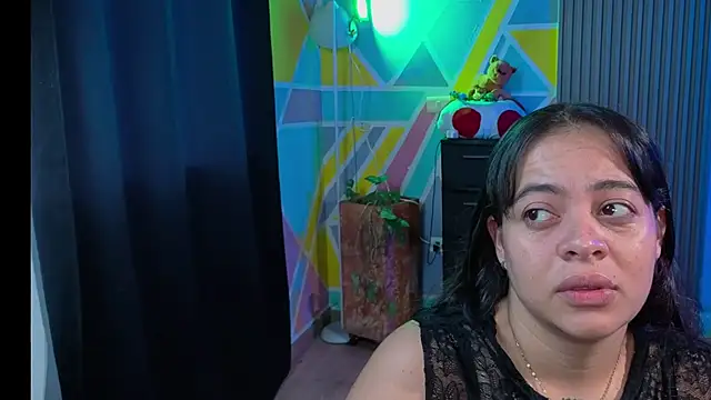 Snapshot of Cuttiealice chatting on 09-30-25, 11:59 Cuttiealice online show from 09-30-25, 11:59