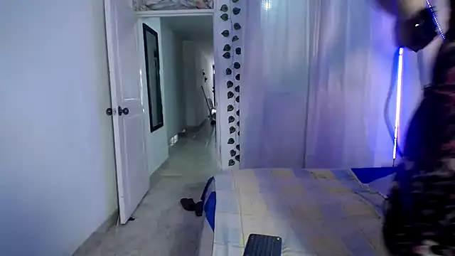 ivonne  hott1 online show from 09-26-25, 06:45