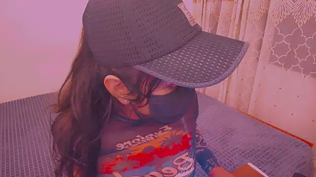 Kiara-Tanvi online show from 02-19-26, 03:30