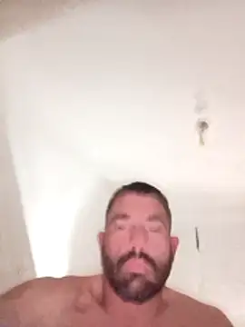 Snapshot of George21ek chatting on 12-14-25, 09:52 George21ek online show from 12-14-25, 09:52