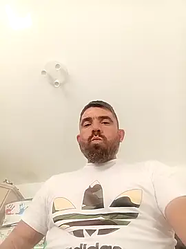 Snapshot of George21ek chatting on 03-29-26, 09:09 George21ek online show from 03-29-26, 09:09