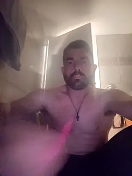 Snapshot of George21ek chatting on 03-29-26, 09:26 George21ek online show from 03-29-26, 09:26