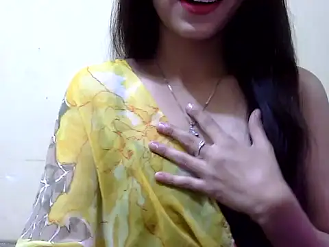 Snapshot of Arohi_Sharma123 chatting on 12-15-24, 07:10 Arohi Sharma123 online show from 12-15-24, 07:10