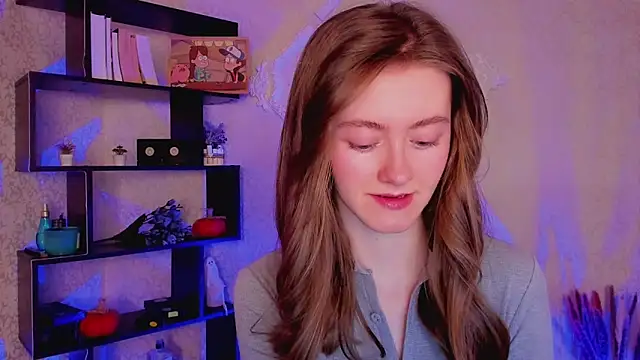 Snapshot of KateCuddle chatting on 12-16-24, 02:15 KateCuddle online show from 12-16-24, 02:15