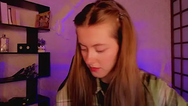 Snapshot of KateCuddle chatting on 01-28-25, 02:11 KateCuddle online show from 01-28-25, 02:11