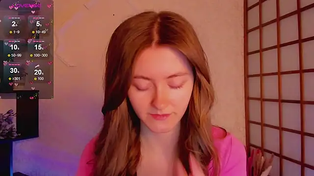 Snapshot of KateCuddle chatting on 03-05-25, 02:14 KateCuddle online show from 03-05-25, 02:14