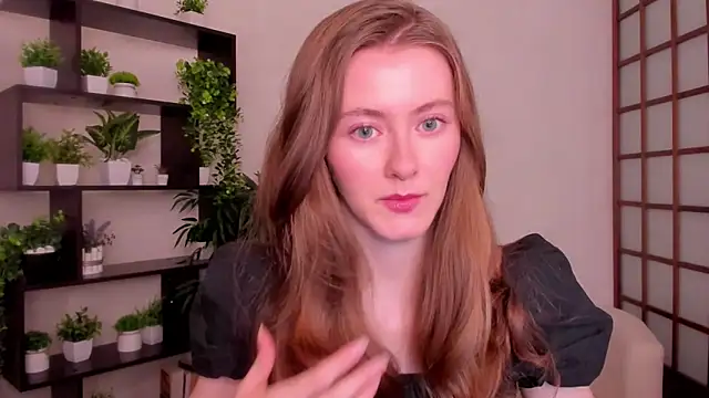 Snapshot of KateCuddle chatting on 09-09-25, 02:22 KateCuddle online show from 09-09-25, 02:22