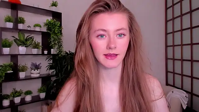 Snapshot of KateCuddle chatting on 10-02-25, 02:51 KateCuddle online show from 10-02-25, 02:51