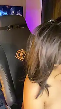 Snapshot of Maple_Honeycome chatting on 01-10-25, 08:04 Maple Honeycome online show from 01-10-25, 08:04