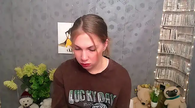 Sport Tall Doll online show from 03-22-25, 10:49